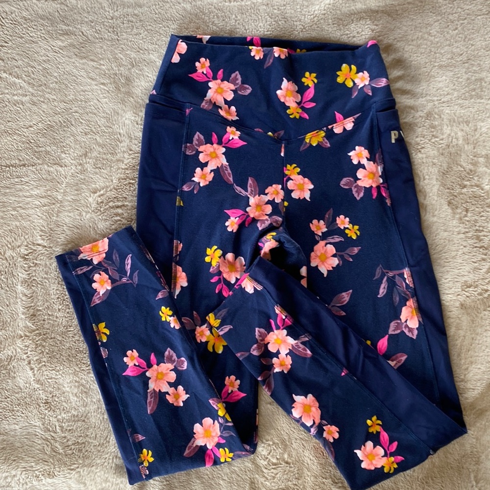 VS Pink Ultimate Leggings Floral Size Small